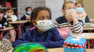 Très haute efficacité de filtration pour éviter les contaminations microbiennes (efficacité de filtration bactérienne ou efb est supérieure à 98%).; Covid 19 A Partir De Lundi Il Faudra Obligatoirement Avoir Le Bon Masque A L Ecole