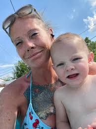 Christina Dewitt's Instagram, Twitter & Facebook