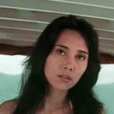 Eileen Humphreys's Instagram, Twitter & Facebook