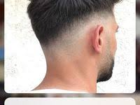 Una sfumatura bassa si ha quando i capelli vengono tagliati più in basso rispetto a una sfumatura alta, ma più in alto di una tradizionale. 26 Idee Su Capelli Uomo Sfumatura Nel 2022 Capelli Uomo Sfumatura Capelli Uomo Capelli