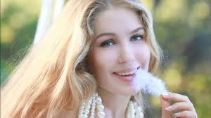 See more of enjoyphoenix on facebook. Les Sosies Celebres De Enjoyphoenix Youtube