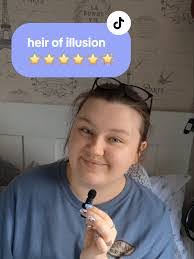 Madeline Hooper's Instagram, Twitter & Facebook