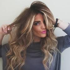 This type of brown hair with blonde highlights starts off with a light brown base that supports graduated blonde highlights as they progress toward the tips. Brown Hair With Blonde Highlights 55 Charming Ideas Hair Motive Hair Motive