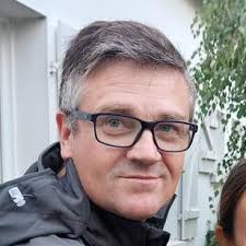 Suivez le joli logo ABB pour nous rejoindre au café de l'info by ABB  Electrification avec Eric BOSSER , Ronan Trottier, Vianney FULLHARDT et  Chloé Locatelli Avec Camille Nety et des membres