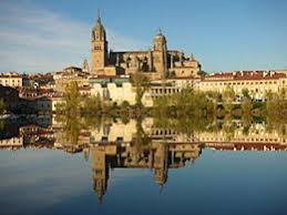 Salamanca ist eine großstadt und zentrum einer gemeinde (municipio) mit 144.228 einwohnern (stand: Salamanque Histoire Monuments Et Lieux D Interet Architecture Religieuse