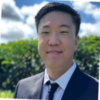 Derek Lu's Instagram, Twitter & Facebook