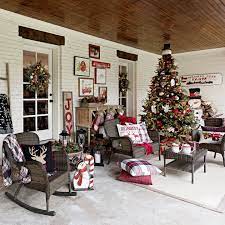 A Covered Deck For Christmas Christmas Interiors Outdoor Christmas Decorations Holiday Decor