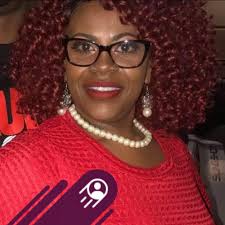 Juror giggles while watching #Cassie get down in #Diddy "Fr**k-Off' video  Read story here: https://www.instagram.com/p/DK-9hOlpYAC/