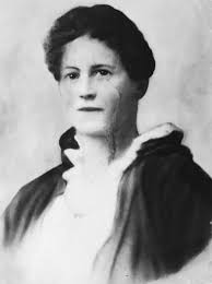 Minnie Sheehan's Instagram, Twitter & Facebook