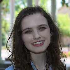 Molly Paul's Instagram, Twitter & Facebook