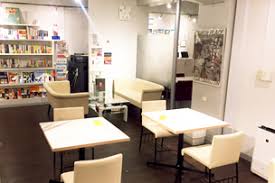 勉強カフェ 秋葉原スタジオ 自習室よりも勉強カフェ