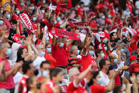 Acompanhe aqui o jogo, ao minuto, a partir das 20h. Jogo Entre Benfica E Psv Com Lotacao Esgotada Liga Dos Campeoes Sapo Desporto