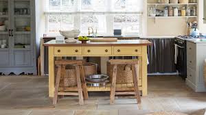 15 funky kitchen islands that will make