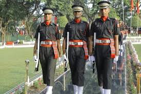 207 officer cadets, including men and women from the SSC (Tech ...
