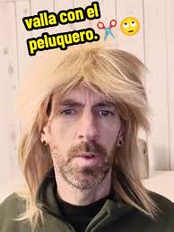 Valla pelado que me hizo el peluquero...🙄✂️👱❤️.