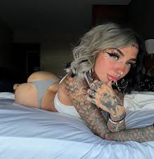 Cruella Morgan - Free pics, galleries & more at Babepedia