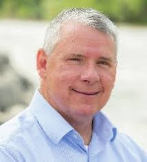 Stuart Frith's Instagram, Twitter & Facebook