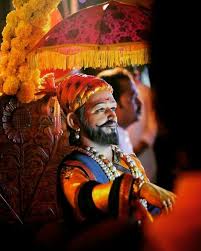 It is also believed that he worshipped goddess tulja bhavani at tuljapur shakti peetha temple. Pin By Ganesh Patil On à¤›à¤¤ à¤°à¤ªà¤¤ à¤¶ à¤µà¤° à¤¯ Shivaji Maharaj Hd Wallpaper Hd Dark Wallpapers Hd Wallpaper