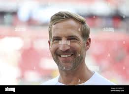 Man guy american football hi-res stock photography and images