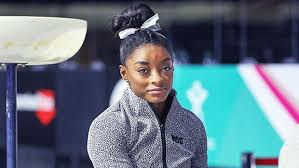 The olympic gymnast revealed in a new interview with wall street journal magazine how she and him got. Simone Biles Boyfriend S Reaction To Her Historic Vault Is Everything Ebiopic Ebiopic Com Biopic Movies Tv Serial Web Series Reviews And News