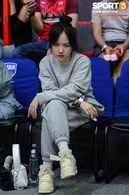 Phương ly discography and songs: Xuáº¥t Hiá»‡n Cáº¡nh Báº¡n Trai Cá»§a Máº«n Tien Ca SÄ© PhÆ°Æ¡ng Ly Chiáº¿m Trá»n Spotlight Táº¡i Giáº£i Ä'áº¥u Bong Rá»• Chuyen Nghiá»‡p Viá»‡t Nam