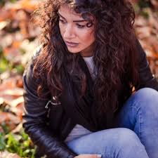 Every time i bathe, i lose a ton of hair. How To Deal With Hair Shedding In Fall Expert Tips Allure