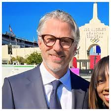 Felix Casey's Instagram, Twitter & Facebook