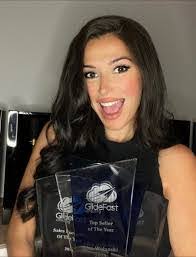 Daniel Wolanski's Instagram, Twitter & Facebook