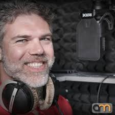 Stream Alex Martinelli music