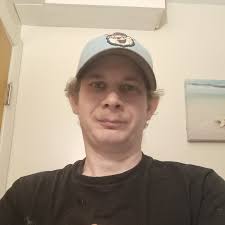 What makes Linux better for development and best distro for beginners?