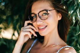 emma rees (@munkeechops)