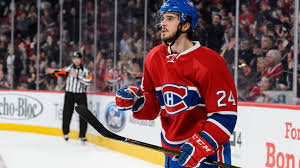 Je m'en vais faire le rand mais on sort un tout ski après t'as l'air plus jeune moi aussi je te je fais pas mon hockey mais c'est encore du monde je je m'habille comme si j'avais. Phillip Danault Recoit Son Conge De L Hopital