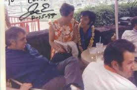 Elvis presley tiger man 1970 las vegas. Rare Elvis Fotos Seite 10 Elvis In Hawaii In Early 70 S With Lamar Left And Joe Esposito Elvis Presley Photos Elvis Presley Elvis