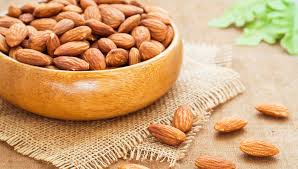 Almond oil is packed with nutrients such as vitamins e, biotin, magnesium, phosphorus and flavonoids, making is a great oil for natural hair. Excellent Benefits Of Almond Oil For Hair Growth Mybeautynaturally