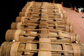 Akupuntor Kesenian Musik Khas Bandung