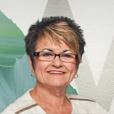 Michelle Goyer's Instagram, Twitter & Facebook