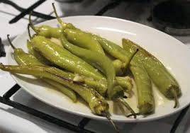 Peperoni synonyms, peperoni pronunciation, peperoni translation, english dictionary definition of peperoni. Turkische Peperoni Mild Glatzkoch De