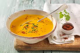 Wenn Der Hokkaido Hohl Klingt Ist Er Reif Fur Die Herbstkuche Wir Verwandeln Ihn In Der Mikrowelle Ruckzuck In Eine Exotisch Ku Nashi Birne Kurbissuppe Nashi