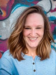 Cindy Wilhelm's Instagram, Twitter & Facebook