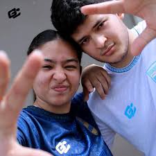 Que van a saber los chucos 😼😼😼de un buen churrasco argentino... Llegó el  gran dolor del vecino el ciclón Azul se está armando muy bien. No habrán  pretextos para darle a la