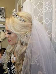 Soft Flowing Beach Waves With Tiara Beautiful Wedding Hair Wedding Tiara Hairstyles Bridal Hair And Makeup