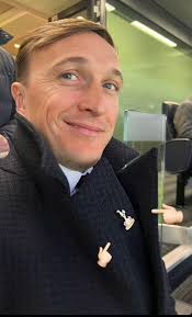 Martyn (@martyn_bone)