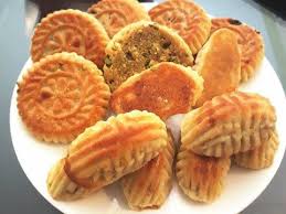 طريقة معمول طحين الفرخة وطحين عادي مع سر نجاحها وعدم تشققها من مطبخ زهور السخني Youtube Snacks Food Snack Recipes