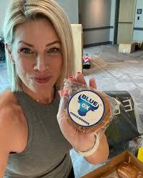 Stacey Mooney's Instagram, Twitter & Facebook