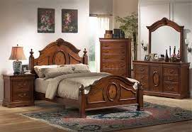 Other considerations may be the color based on your décor or the ease of shop our best selection of classic traditional bedroom furniture sets to reflect your style and inspire. Rich Caramel Finish Classic Bedroom Set W Options