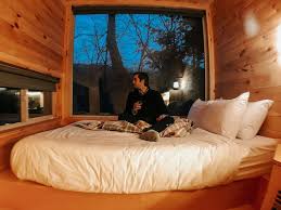 The Most Romantic Cabin Getaways In Ohio Everything You Need To Know About Getaway House Ohio World Wide Honeymoon In 2021 Romantic Cabin Romantic Cabin Getaway Getaway Cabins