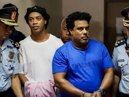 Tout sur ronaldinho, todo sobre ronaldinho gaucho ! Geruchte Um Ronaldinho Comeback