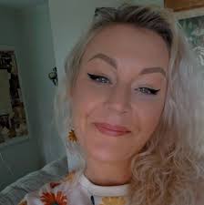 Is Red Bowl's happy hour only for certain items?