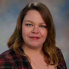 Stacey Maes's Instagram, Twitter & Facebook