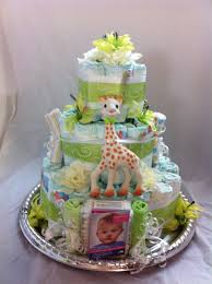 Gateau De Couches Sophie La Girafe Baby Shower Cakes Baby Cake Baby Shower Gifts